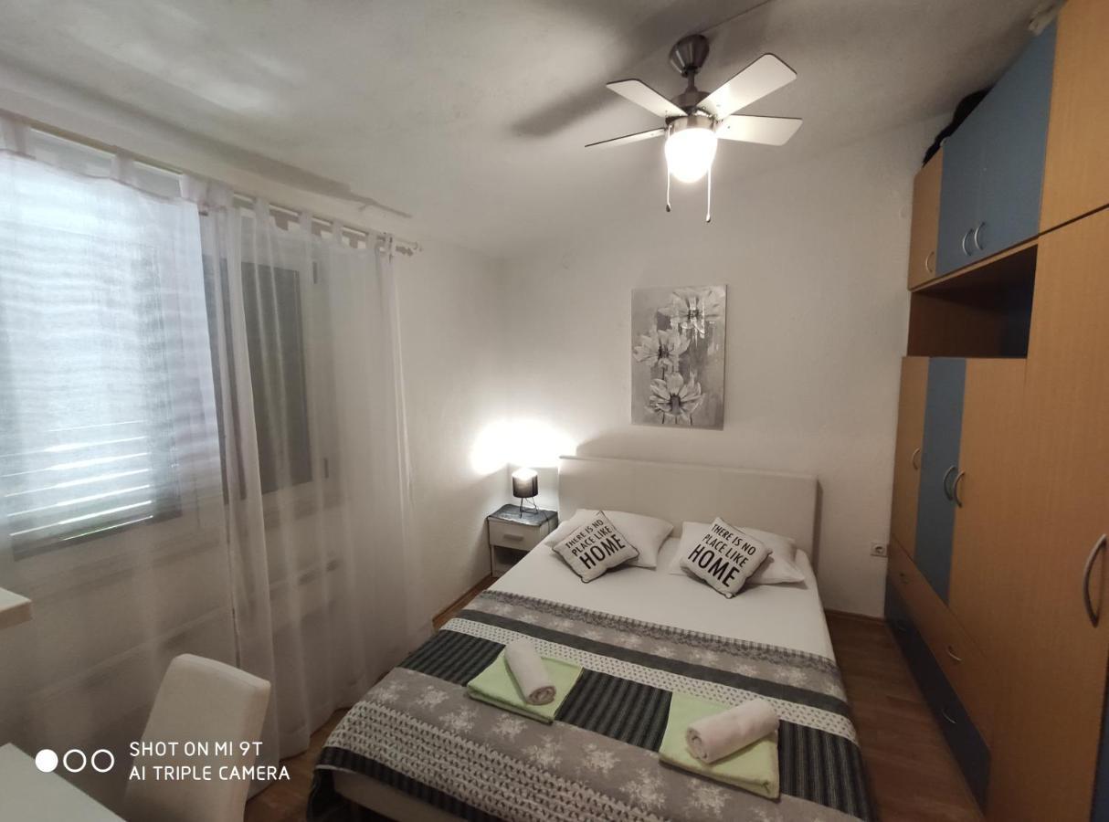 Apartment Burich Макарска Экстерьер фото